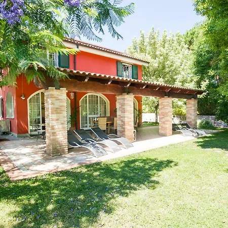 Lisa Апартаменты Диано-Марина